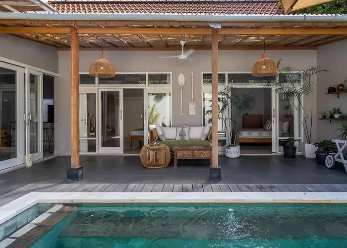 Spacious Two Bedroom Modern Tropical Home
